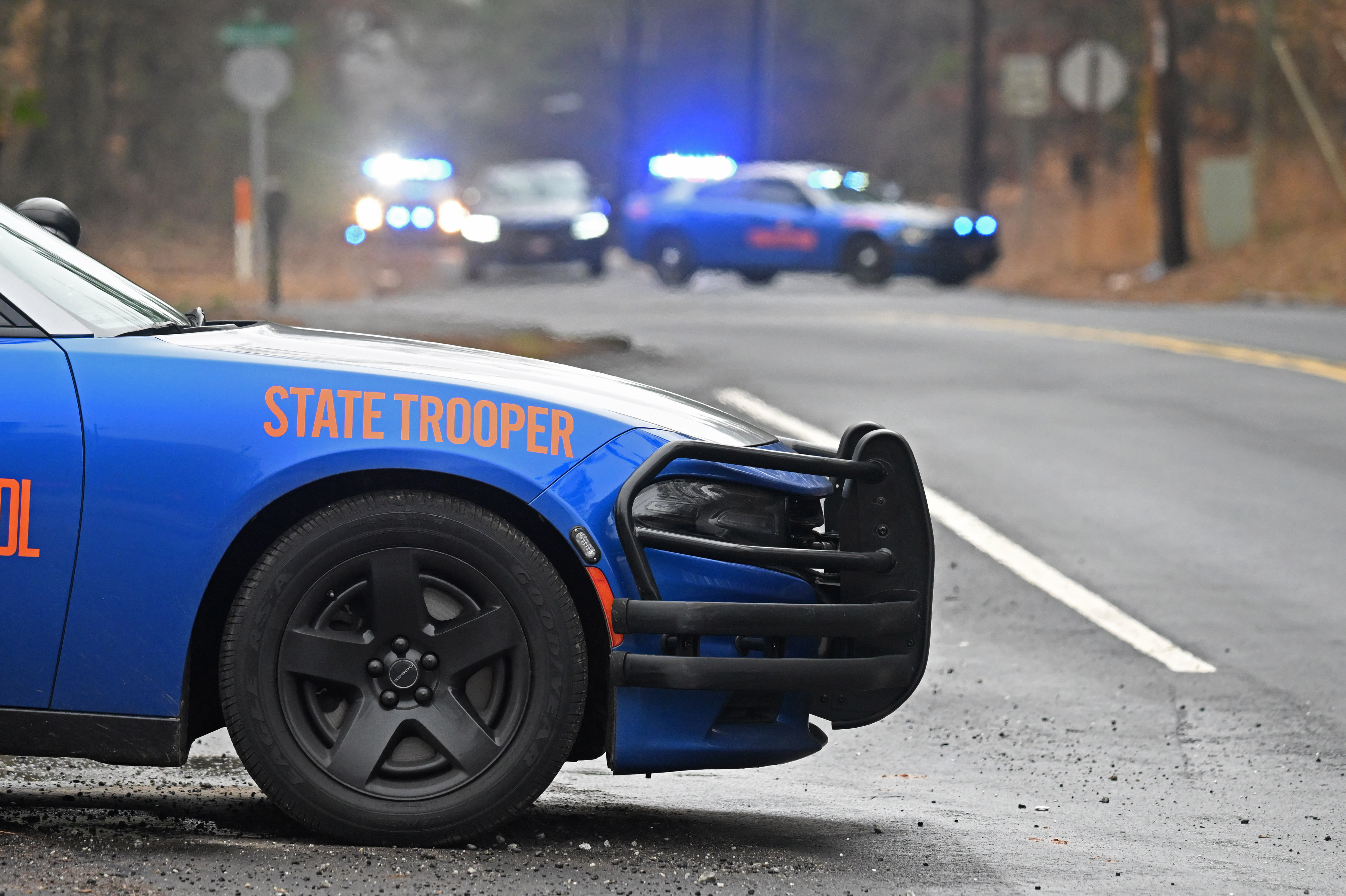 Trooper conducting traffic stop